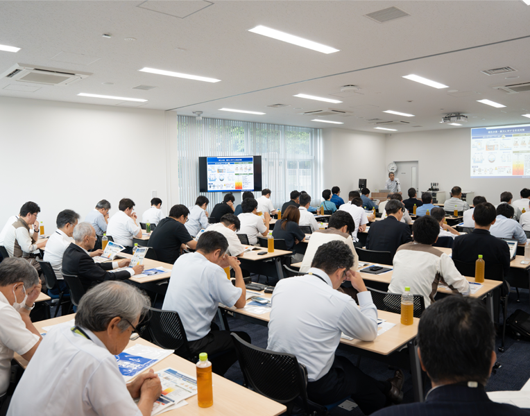 研修会場の様子
